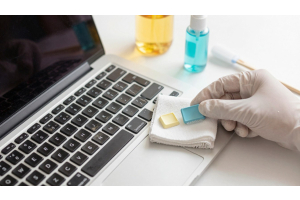 Come riparare i tasti appiccicosi su un laptop: guida passo passo